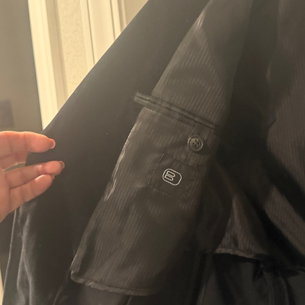 Men's Black Blazer - Picture 5 of 5